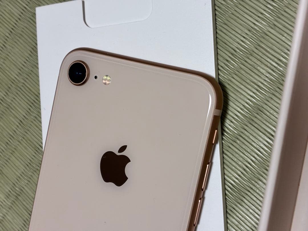 Apple iPhone 8 ローズゴールド 本体