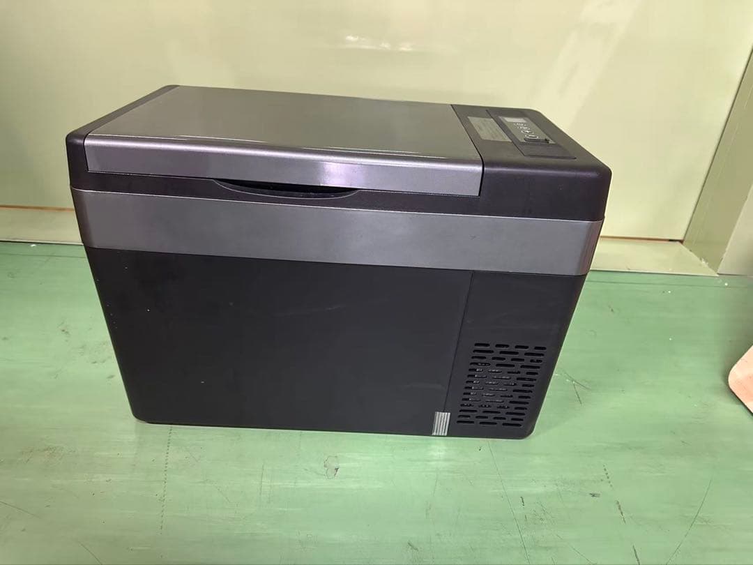 428車載冷蔵庫 29L -22℃〜10℃ 45W12V/24V車に対応