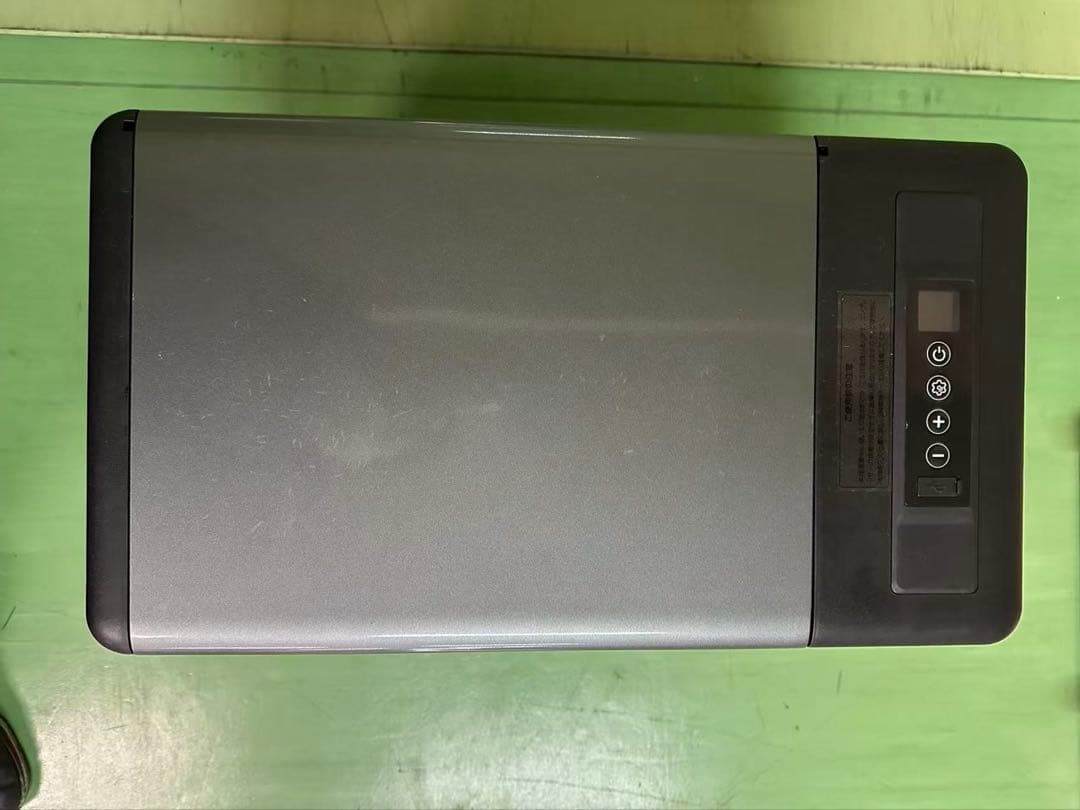 428車載冷蔵庫 29L -22℃〜10℃ 45W12V/24V車に対応