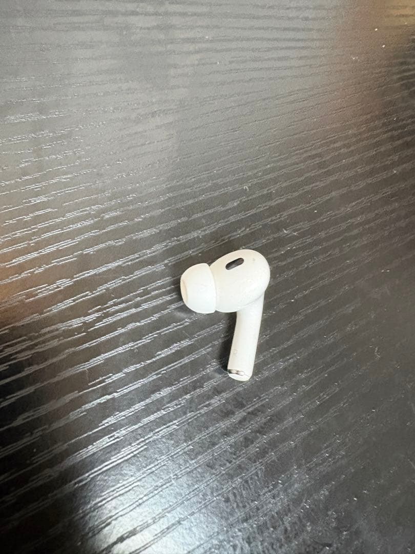 AirPods pro2 充電ケース付き 右耳のみ