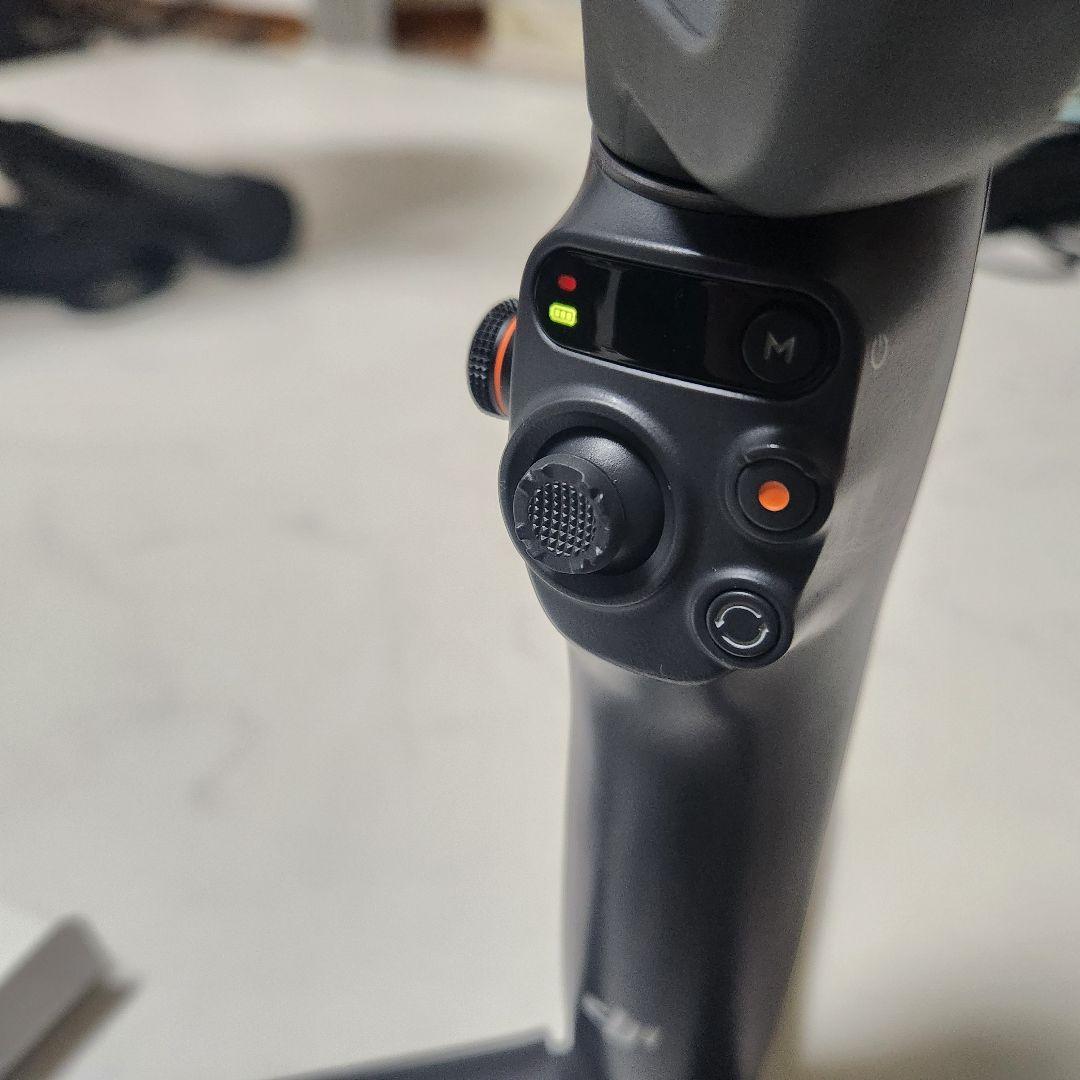 b*n様 N*g様 DJI OSMO MOBILE 6 スマートフォンスタビライ