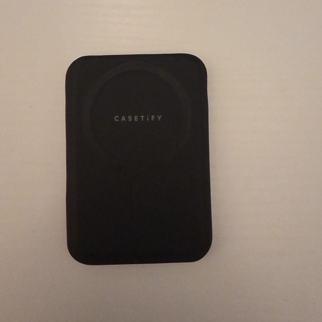 CASETiFY iPhone15pro用ケース（MagSafe用ミラー付）