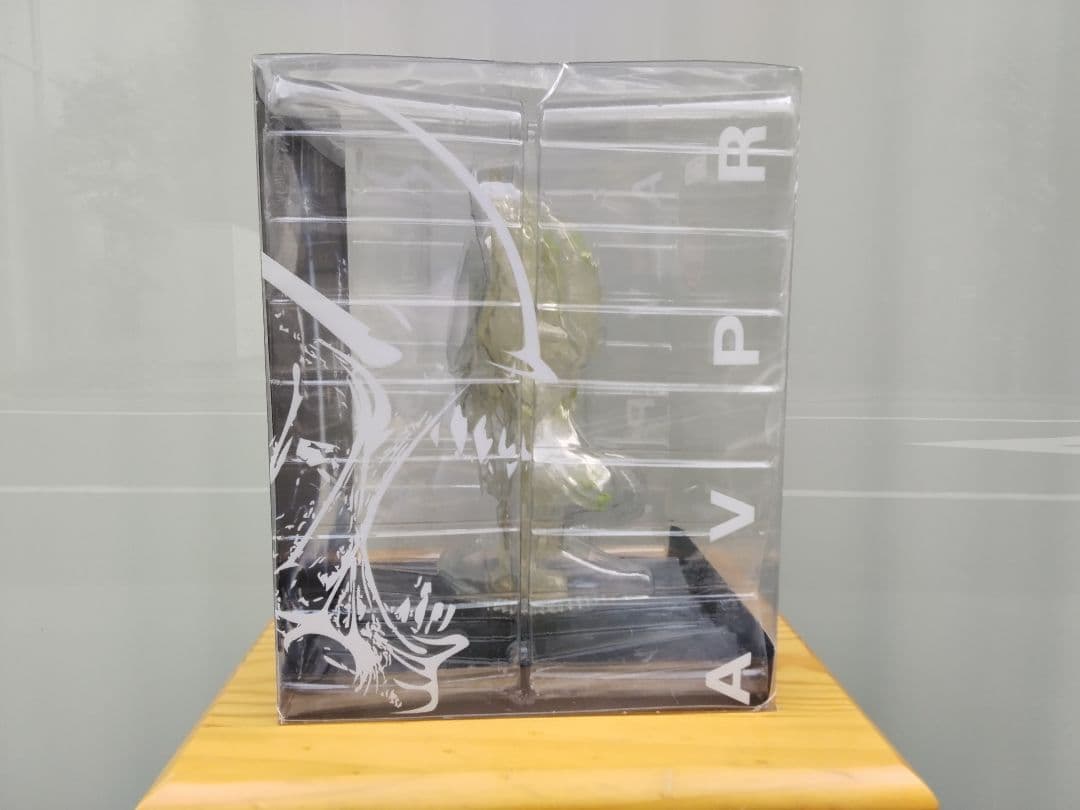 ア*ツ様 Three-B　AVPR　プレデターフィギュア　豆魚雷限定　ステルス