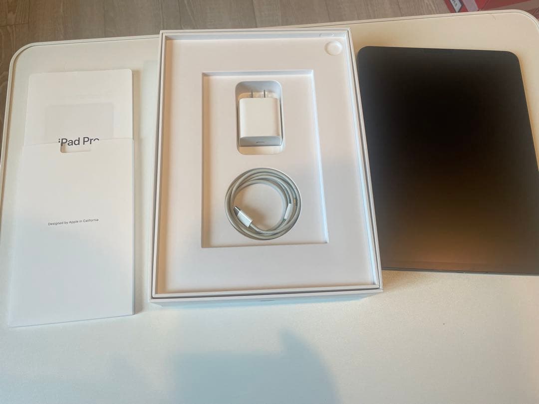 iPad本体 iPad Pro 11 Wi-Fi + Cellular 256GB