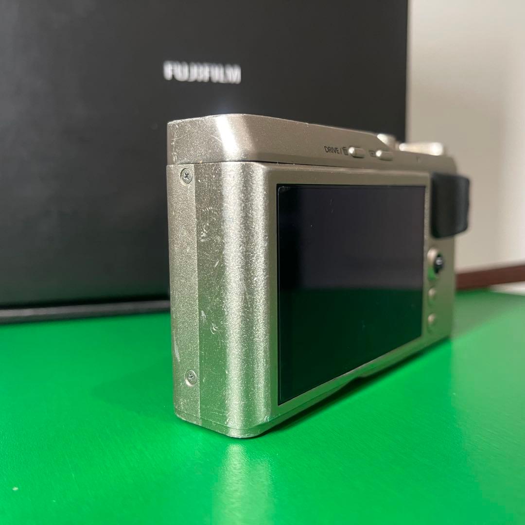 【動作確認済】FUJIFILM X-F10 シャンパンゴールド 元箱付aps-c