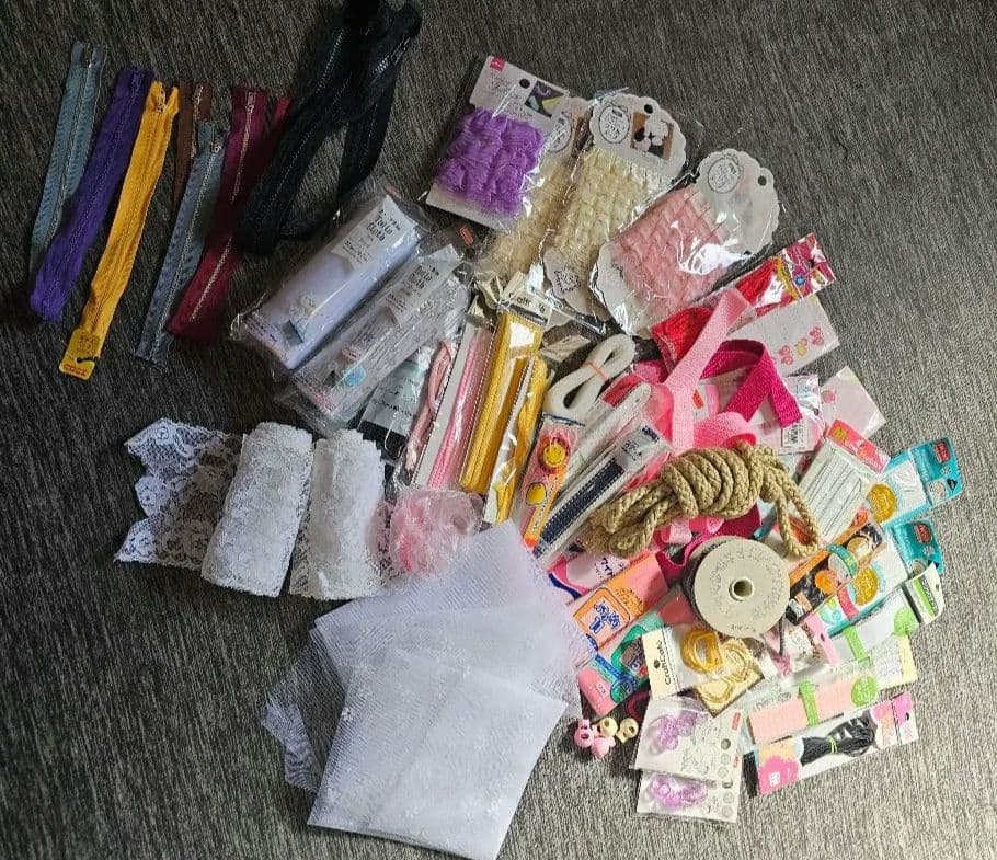 手芸素材セット 多様な布と材料