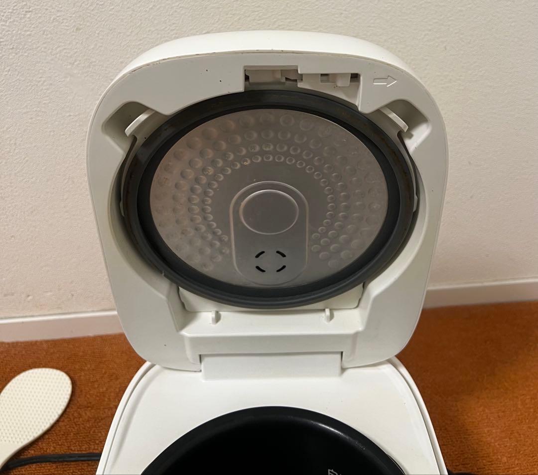 東芝 IH炊飯器 3合炊き 2019年製 備長炭ダイヤモンド釜