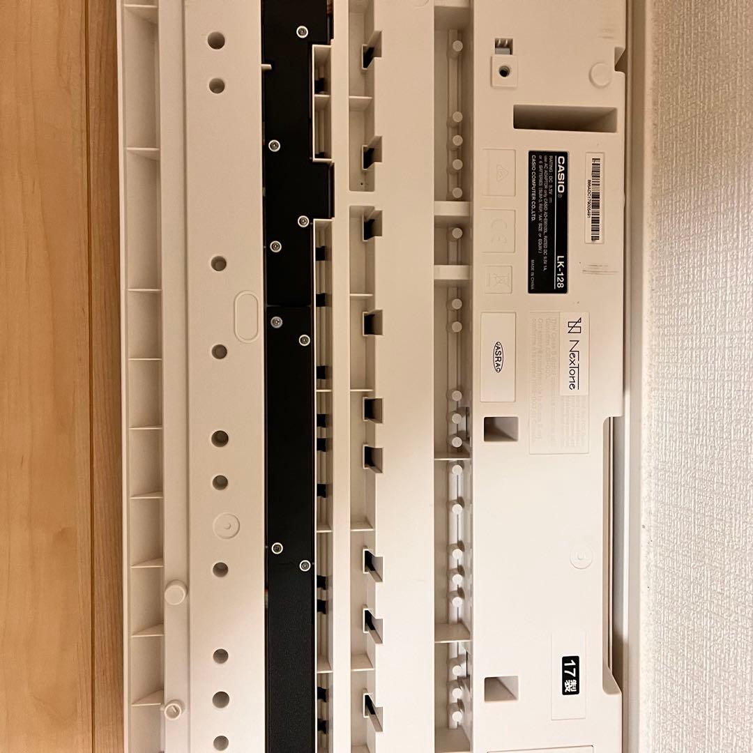 【美品】CASIO カシオ 光ナビゲーションキーボード LK-128
