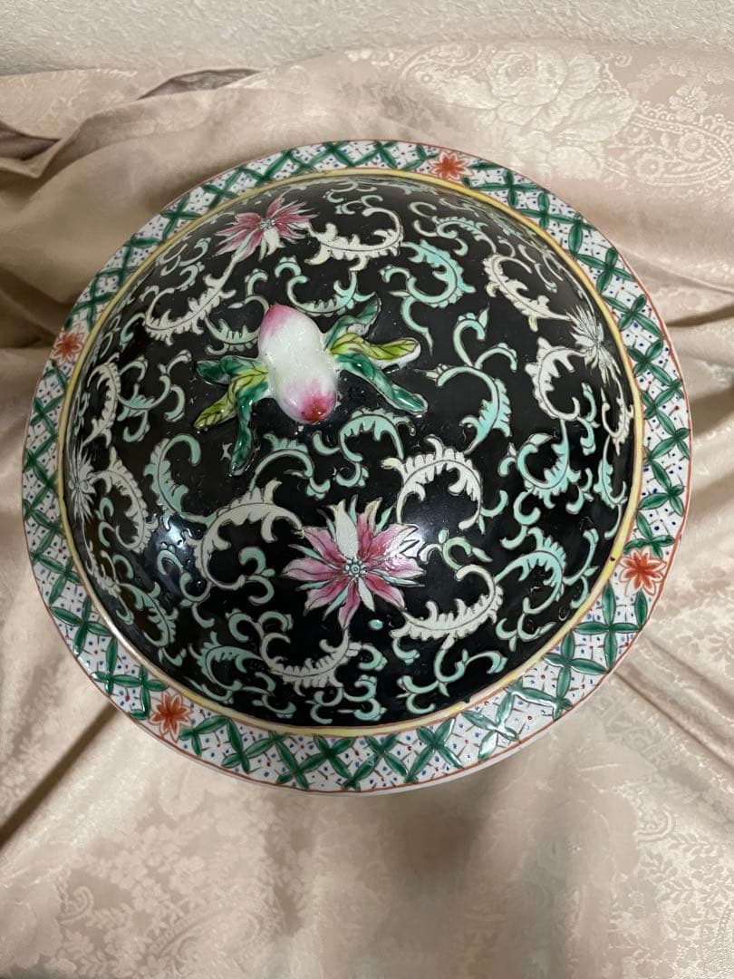 中国美術 蓋付壺 黒地粉彩 唐草花紋様 象耳 大 飾り壺 置物 景徳鎮 唐物