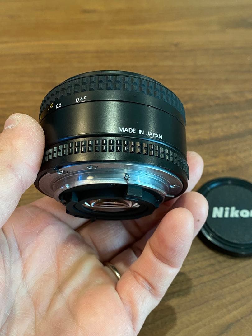 Nikon AF NIKKOR 50mm f/1.8 ニコン　単焦点レンズ