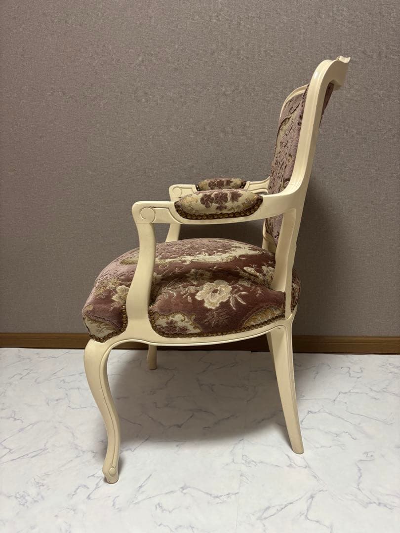 本日限定価格！！カリモク　ドマーニルイXV ルイ15世 ダイニングチェア