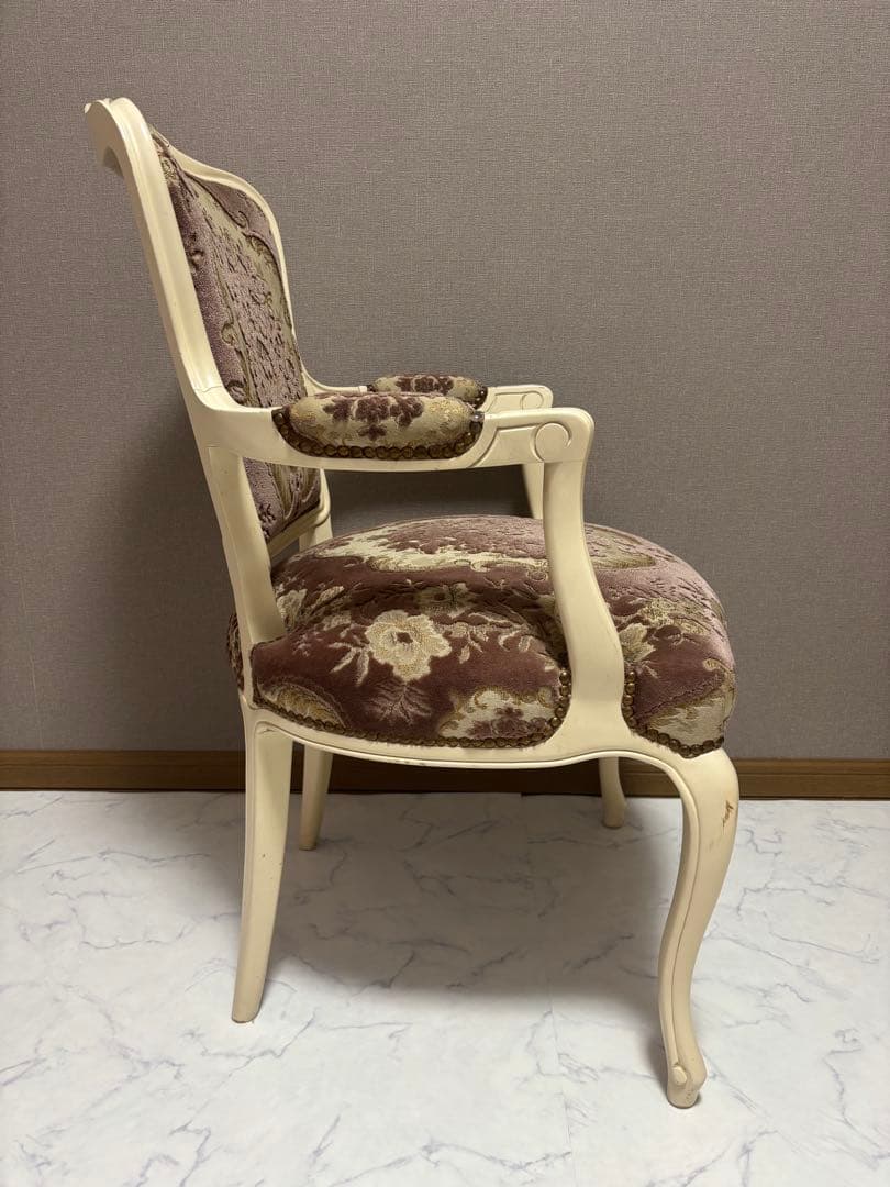 本日限定価格！！カリモク　ドマーニルイXV ルイ15世 ダイニングチェア