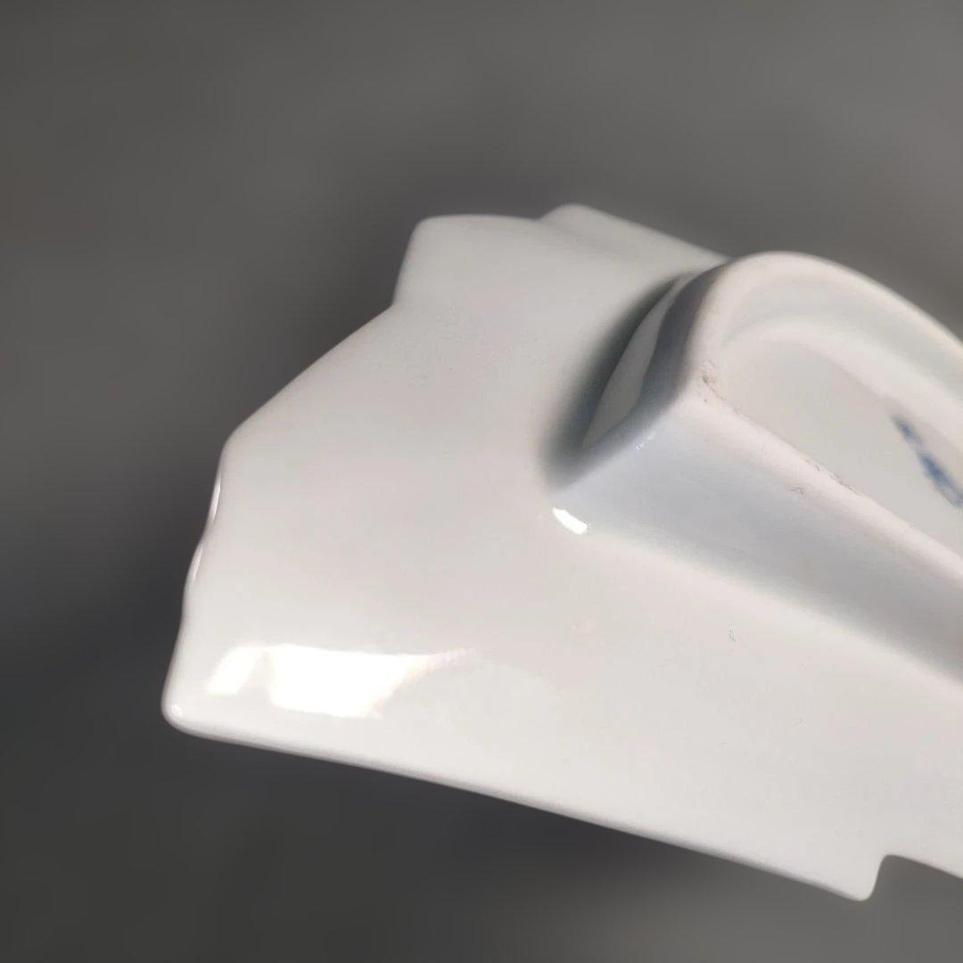 A1331-4/有田焼/宮内庁御用達 十四代辻常陸製染錦絵変扇面皿3客/懐石道具