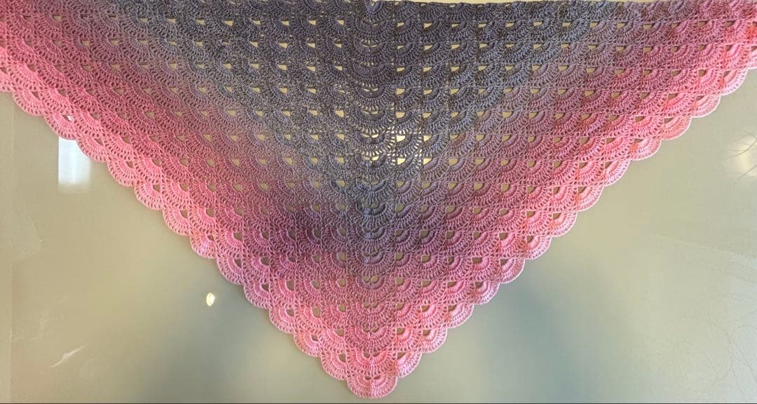 三角・バレエショール　100%綿　手洗可　年中使用可　ヨーロッパ輸入糸　大判