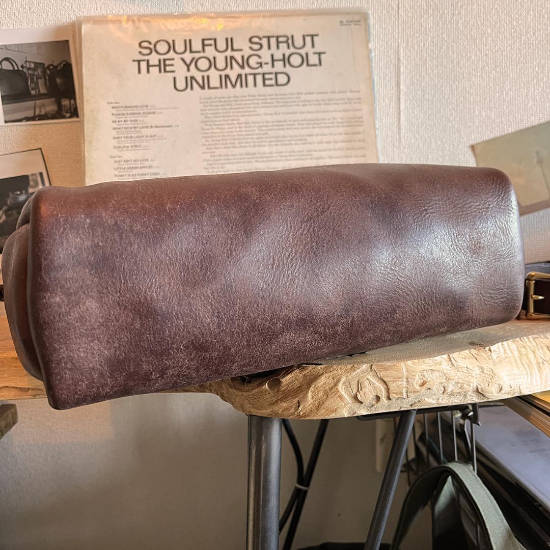 手作り一点物 プエブロレザー ショルダーバッグ チョコレート色 #357