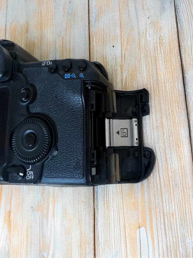 Canon デジタル一眼レフカメラ　マークⅡ 本体