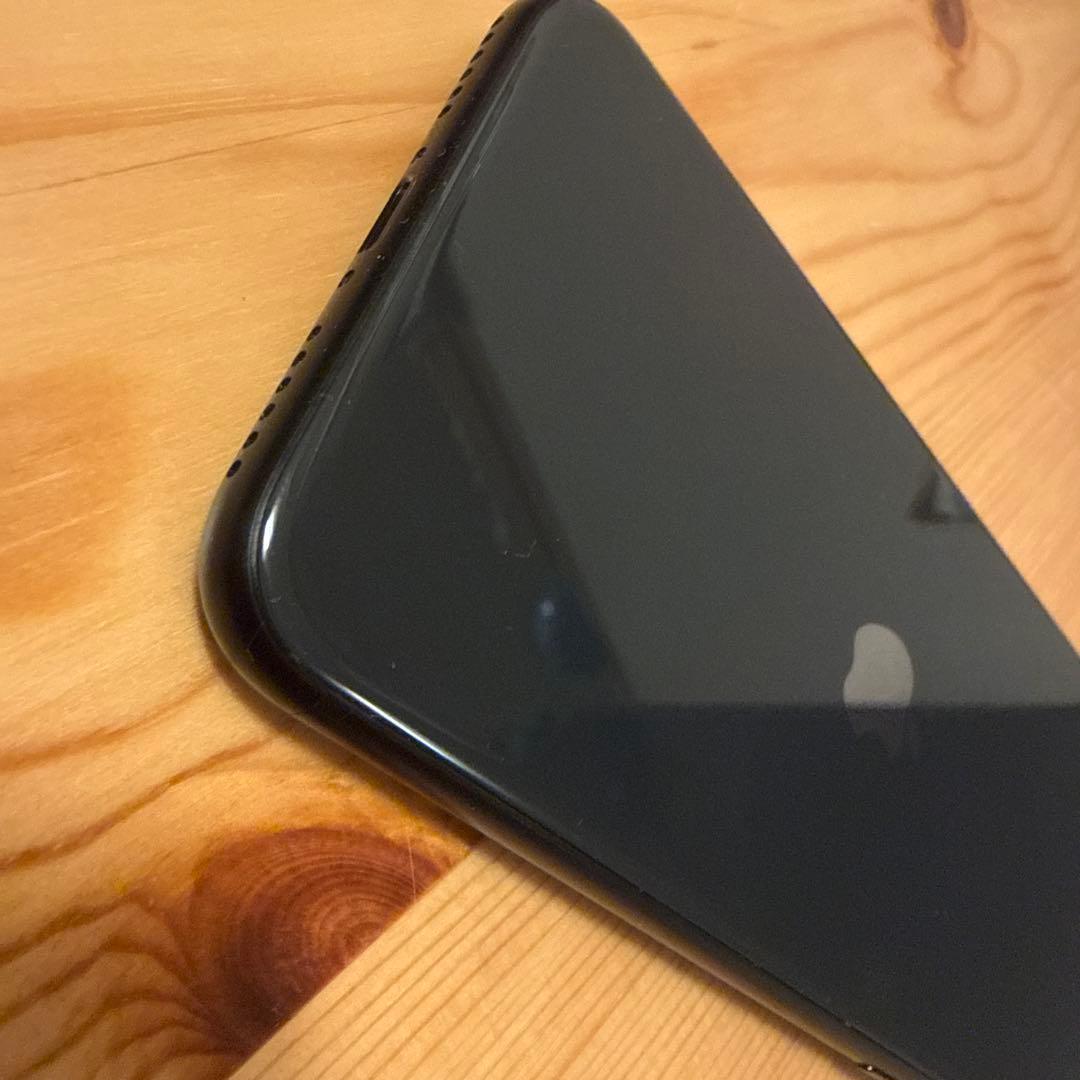 iPhone SE(第2世代)64GBバッテリー84% SIMロックなし