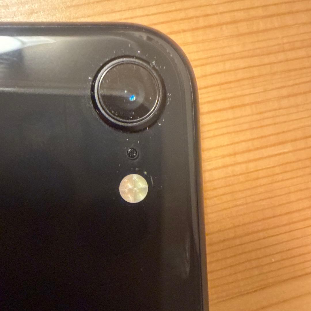 iPhone SE(第2世代)64GBバッテリー84% SIMロックなし