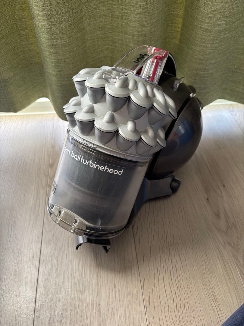 Dyson ダイソン DC63 電気掃除機　キャニスター