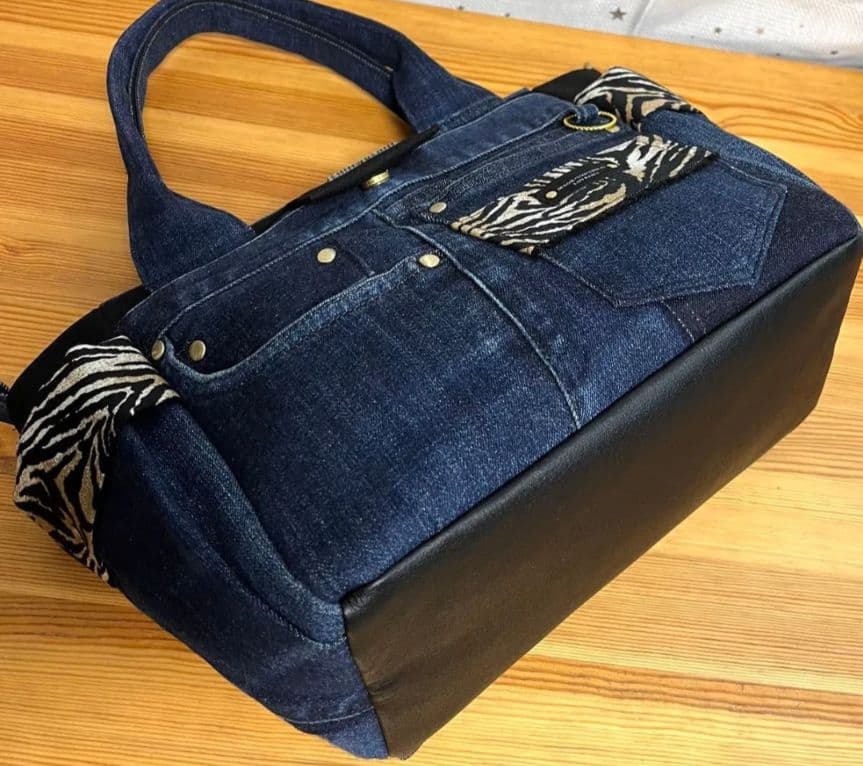 デニムリメイクバッグ（L）No.889☆ハンドバッグ　マザーズバッグ
