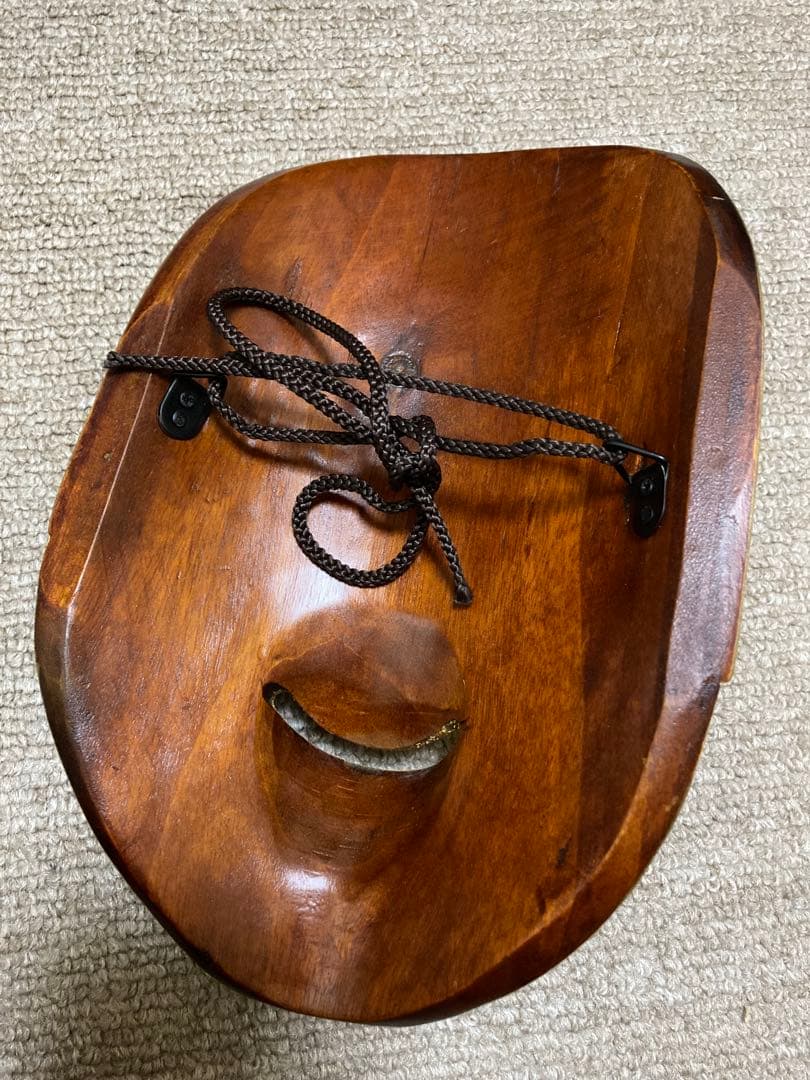 能面飾り　金装飾　木彫り　彫刻〈検 金沢 箔一　采女　胡蝶　千手　般若　翁　扇子