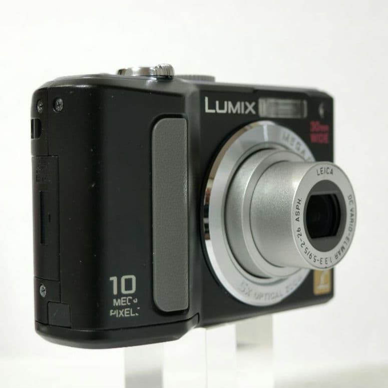 【純正SDカード付】パナソニック　LUMIX DMC-LZ10　単3電池駆動