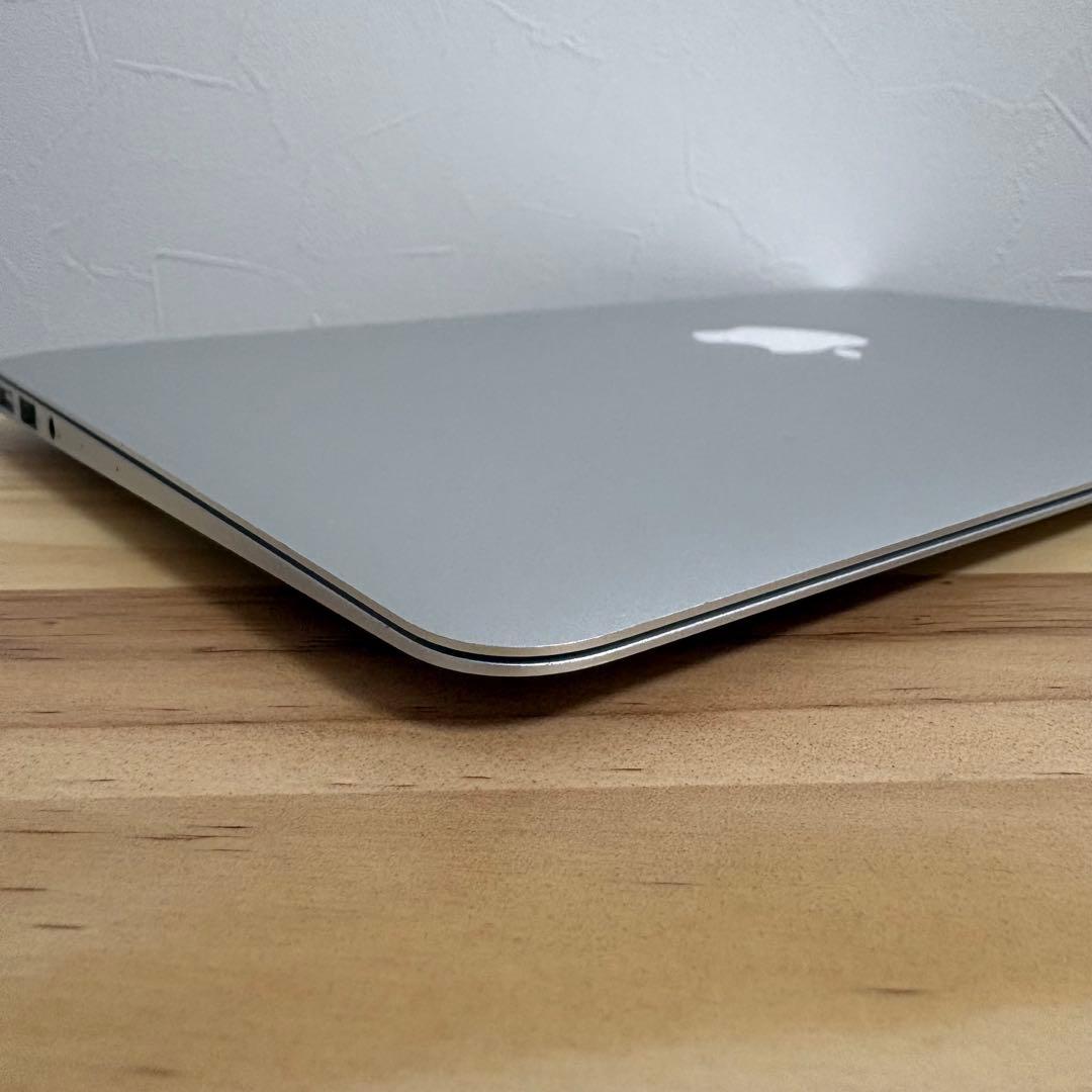 MacBookAir 2015 11インチ i5 メモリ8GB 256GB