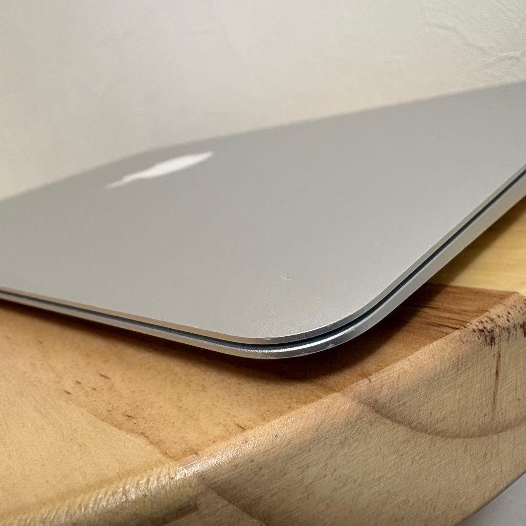 MacBookAir 2015 11インチ i5 メモリ8GB 256GB
