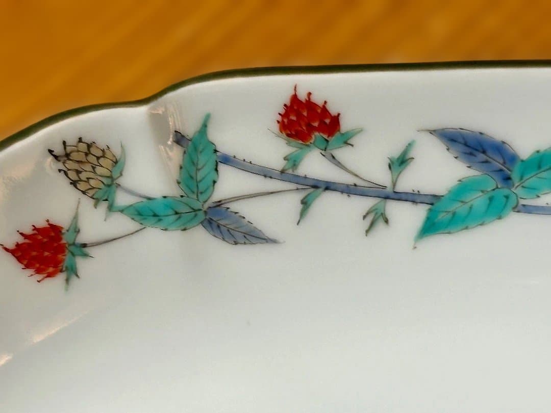 新品　奥川俊衛門作　野いちご七宝紋　大皿　有田焼　直径33cm　新築祝　開店祝