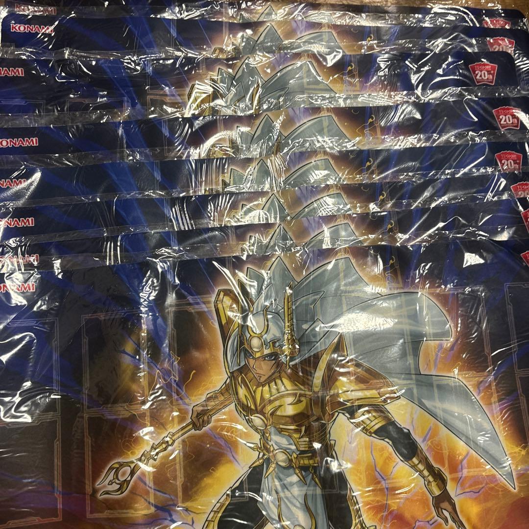 引退品　マハード　プレイマット　8つ