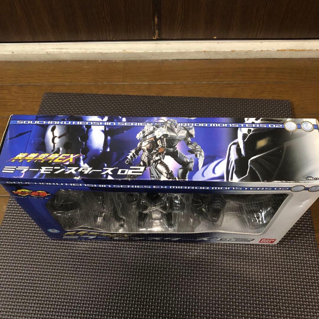 装着変身EXミラーモンスターズ02