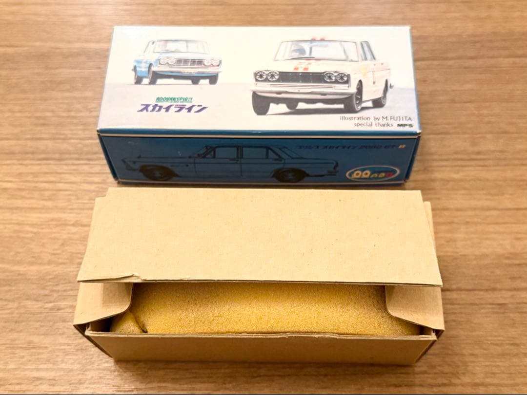 中古品 1/43 アドバンスピリット プリンス スカイライン 2000 シルバー