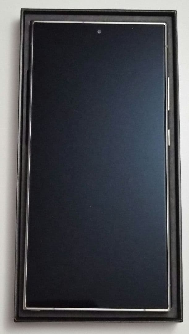 ※コンテさま【美品】Samsung Galaxy S24 Ultra SCG33