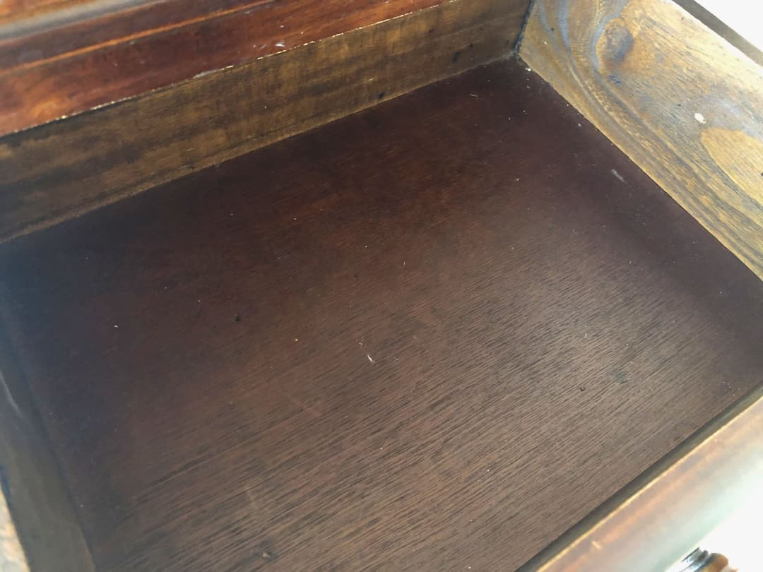 猫足アンティーク風　木製キャビネット