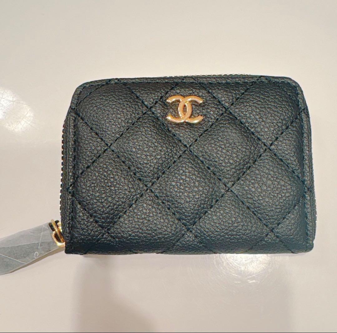 CHANEL ケース