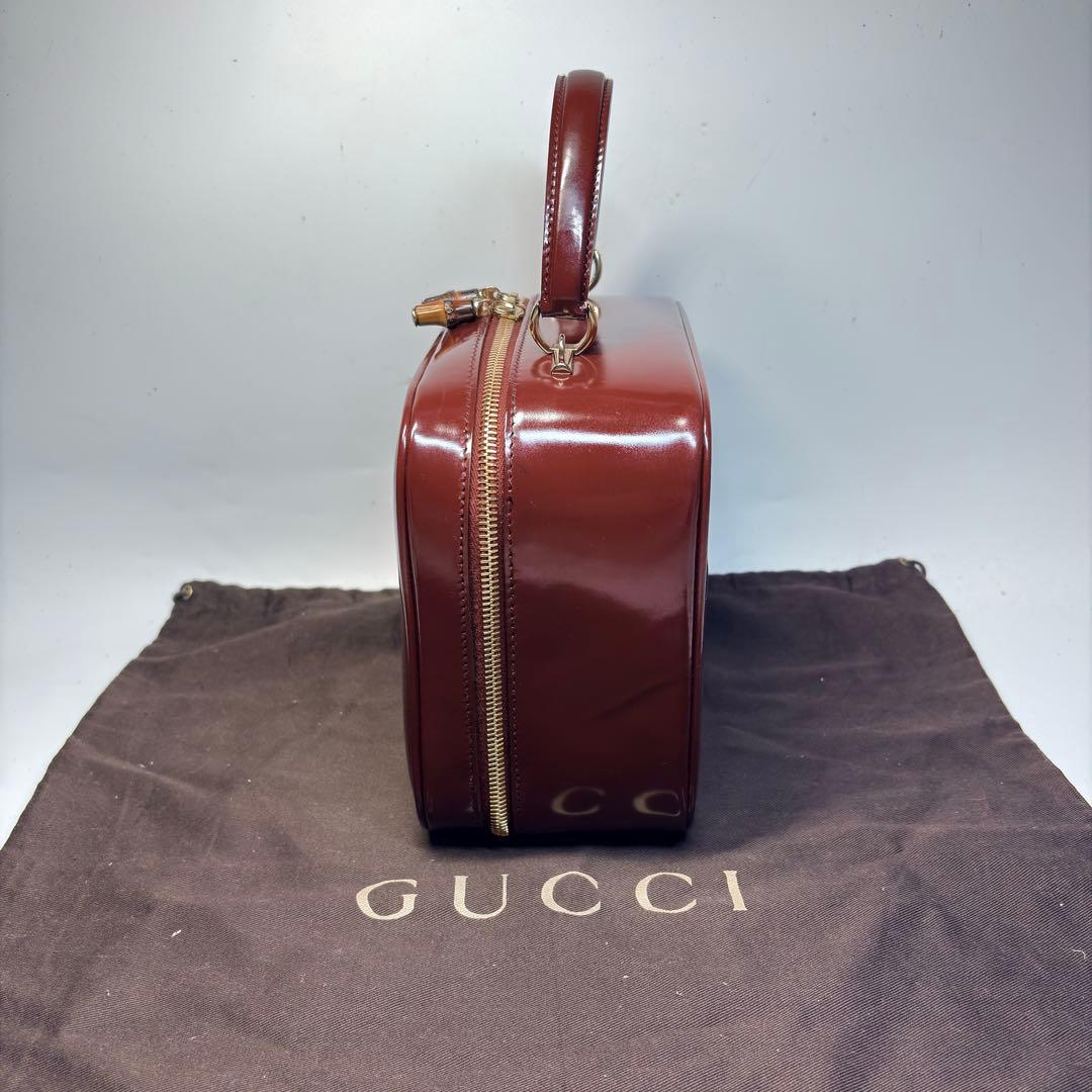 極美品グッチ2wayショルダーバニティバッグ　バンブーエナメルパテントレザー