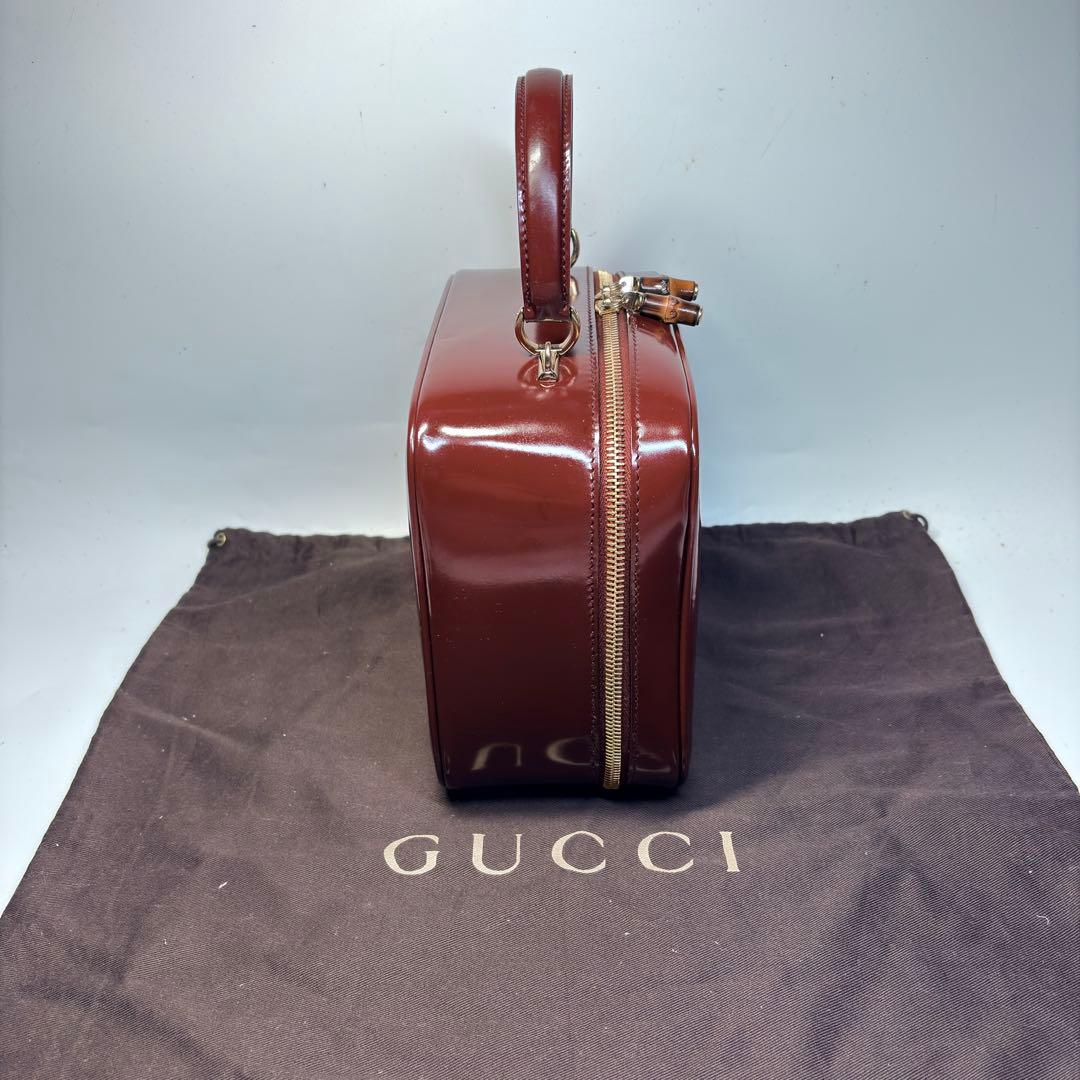 極美品グッチ2wayショルダーバニティバッグ　バンブーエナメルパテントレザー