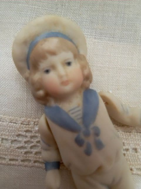 お値下げ　1994年製　セーラー服のビスクドール　ブルー