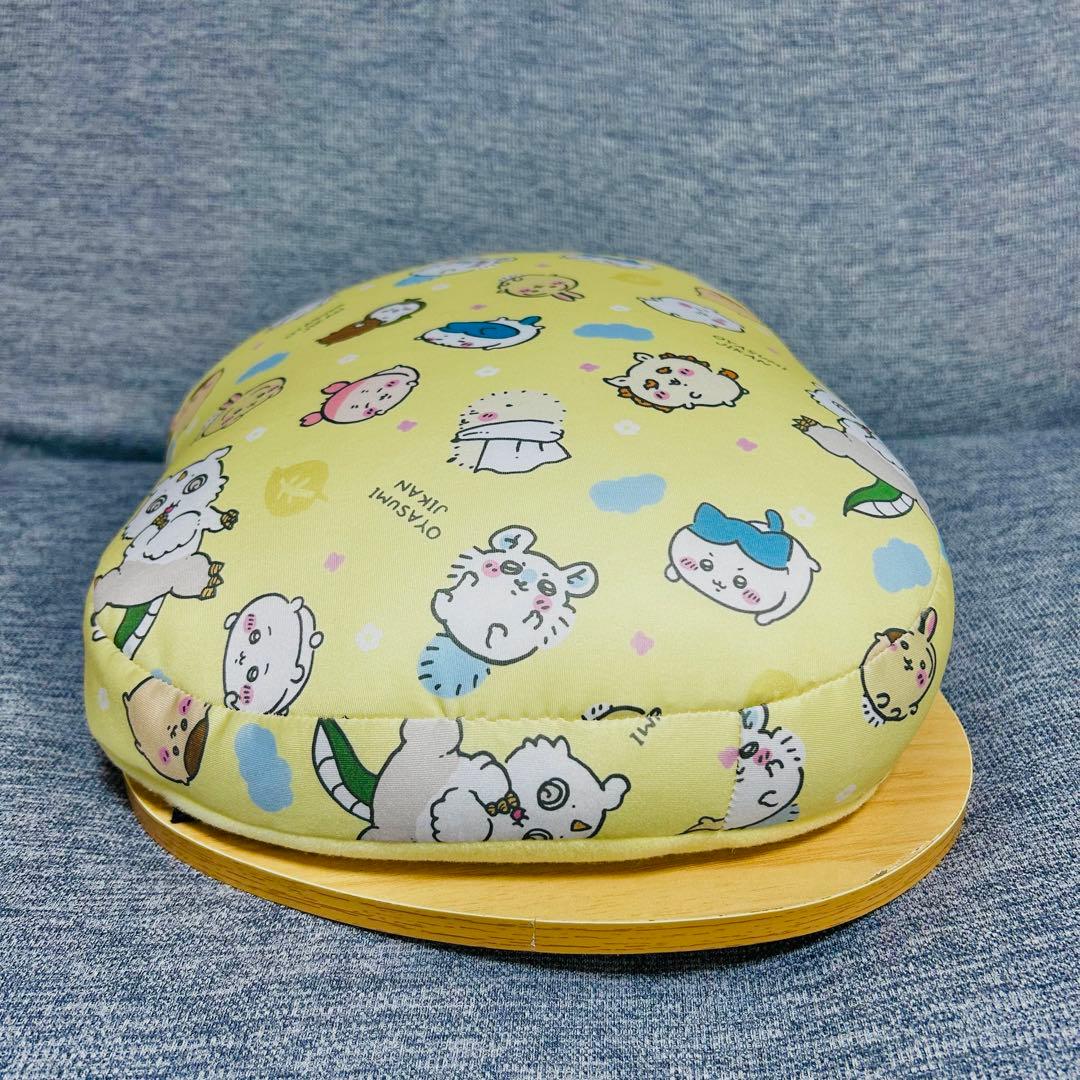 中古2点まとめ売り　ちいかわ　うさぎ　クレープくじA賞　ビーズクッションテーブル