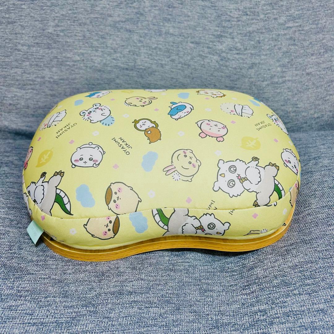 中古2点まとめ売り　ちいかわ　うさぎ　クレープくじA賞　ビーズクッションテーブル