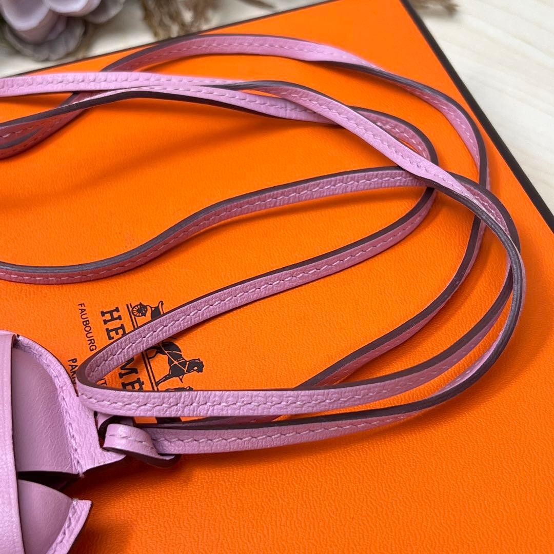 極美品 エルメス AirPods Pro2ケース ピンク レザー イヤホンケース