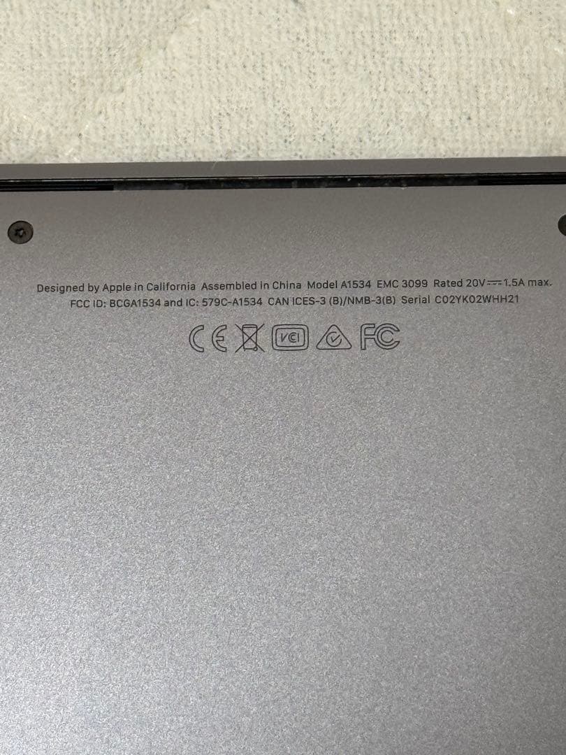 MacBook 2017 スペースグレー