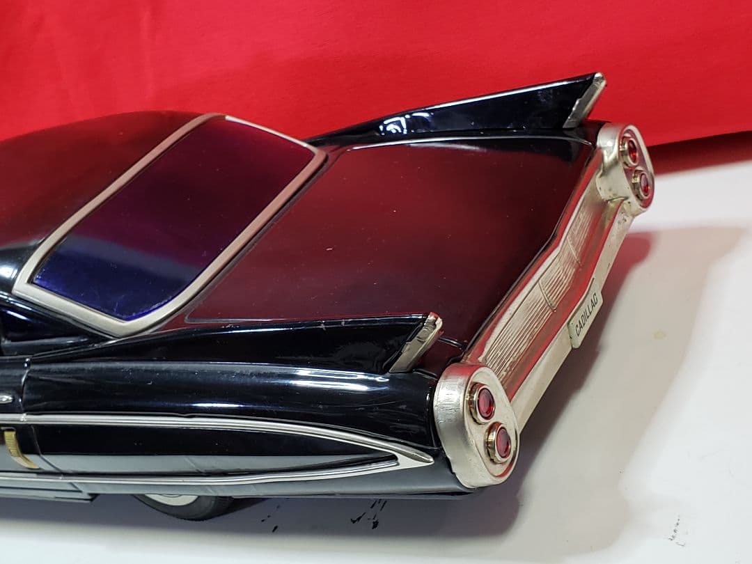 ヨネザワ ダイヤモンド　ラジコン　覆面パトカー？ キャディラック　４６cm！