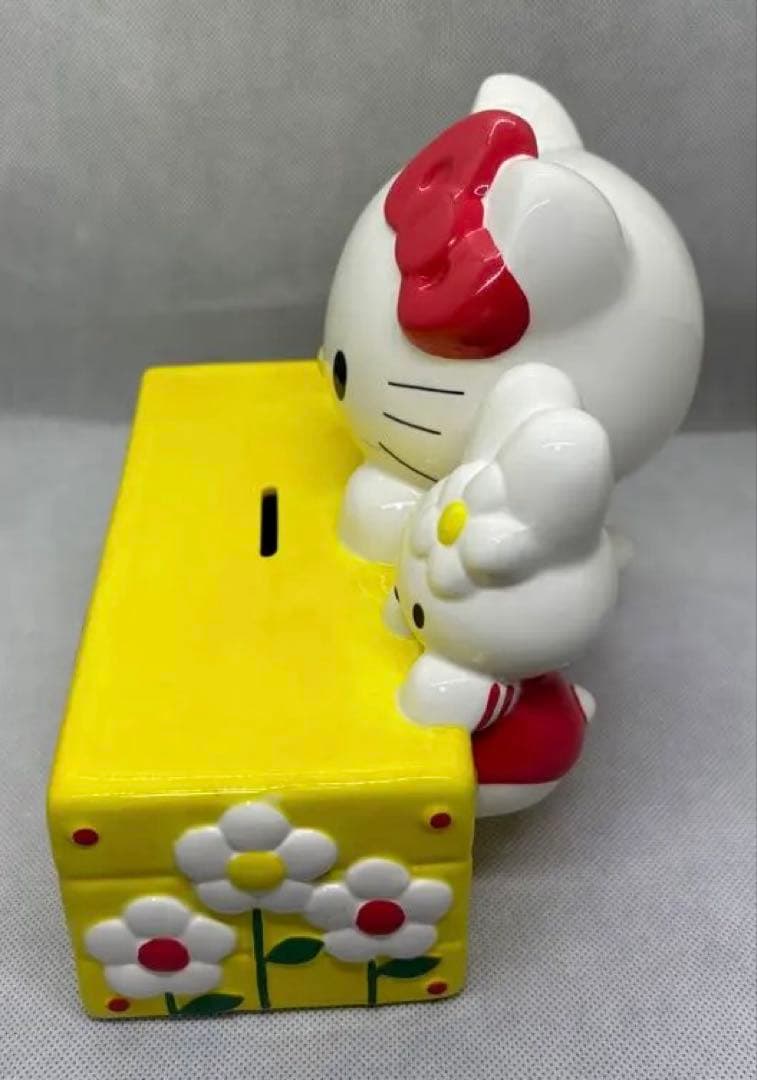 希少　1999年製　サンリオ ハローキティ 陶器 XL 貯金箱　17✖️21cm