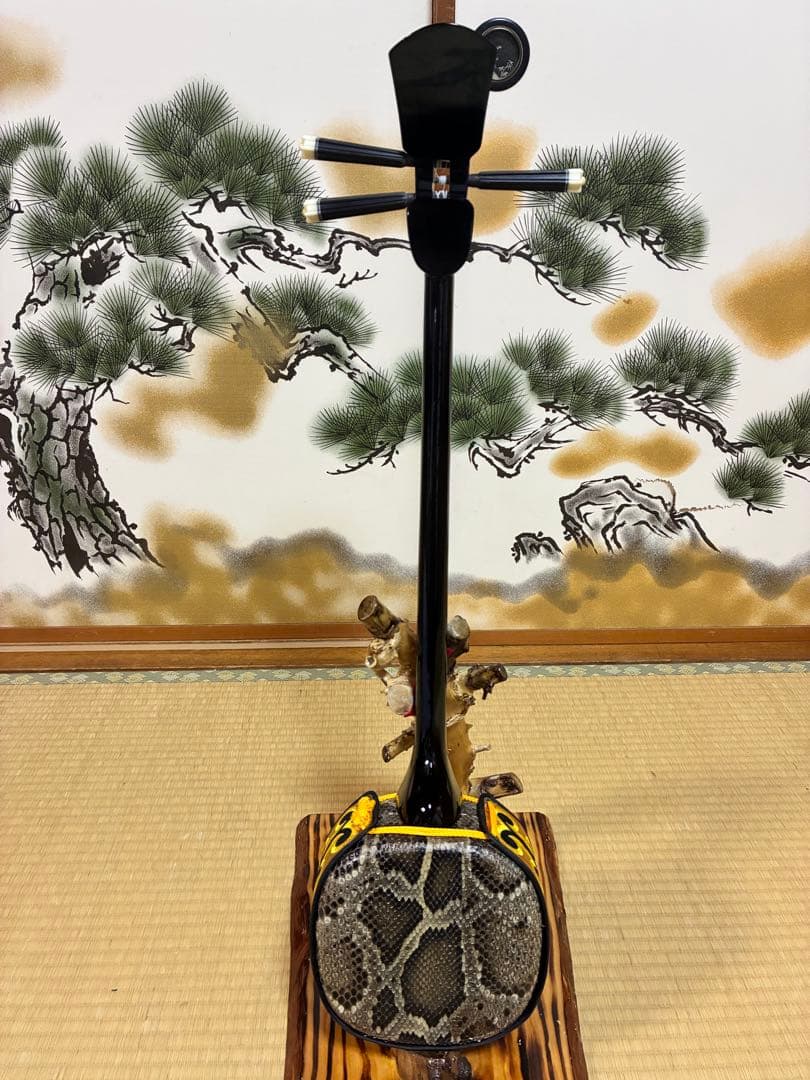 沖縄三線！貴重！知念大工型！本張り【一枚張り】付属品付き！