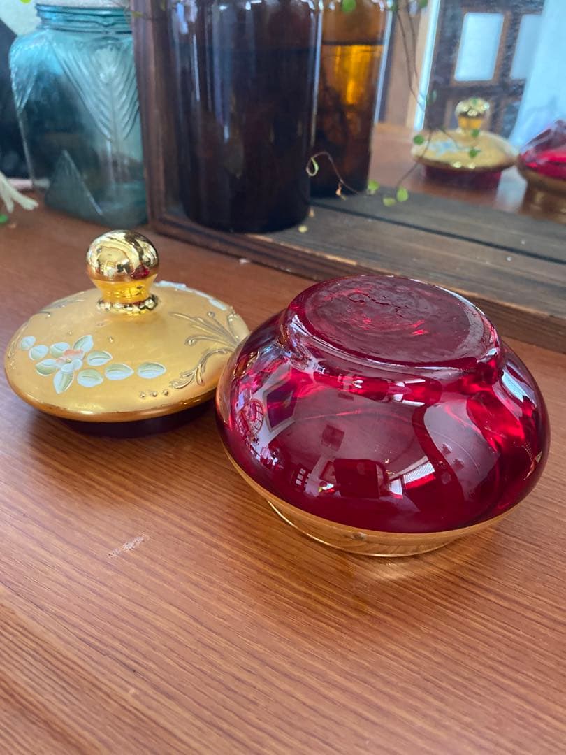 ベネチアン　グラス　ボヘミア　赤　蓋付き　ポット　グラス　金彩　24k レア