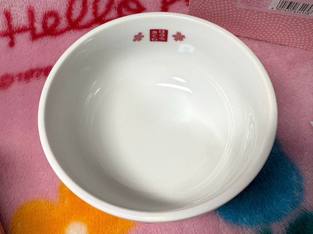 新品　レトロ　2000年　ハローキティ オウギ　桜　和風　中皿　小鉢　多用丼