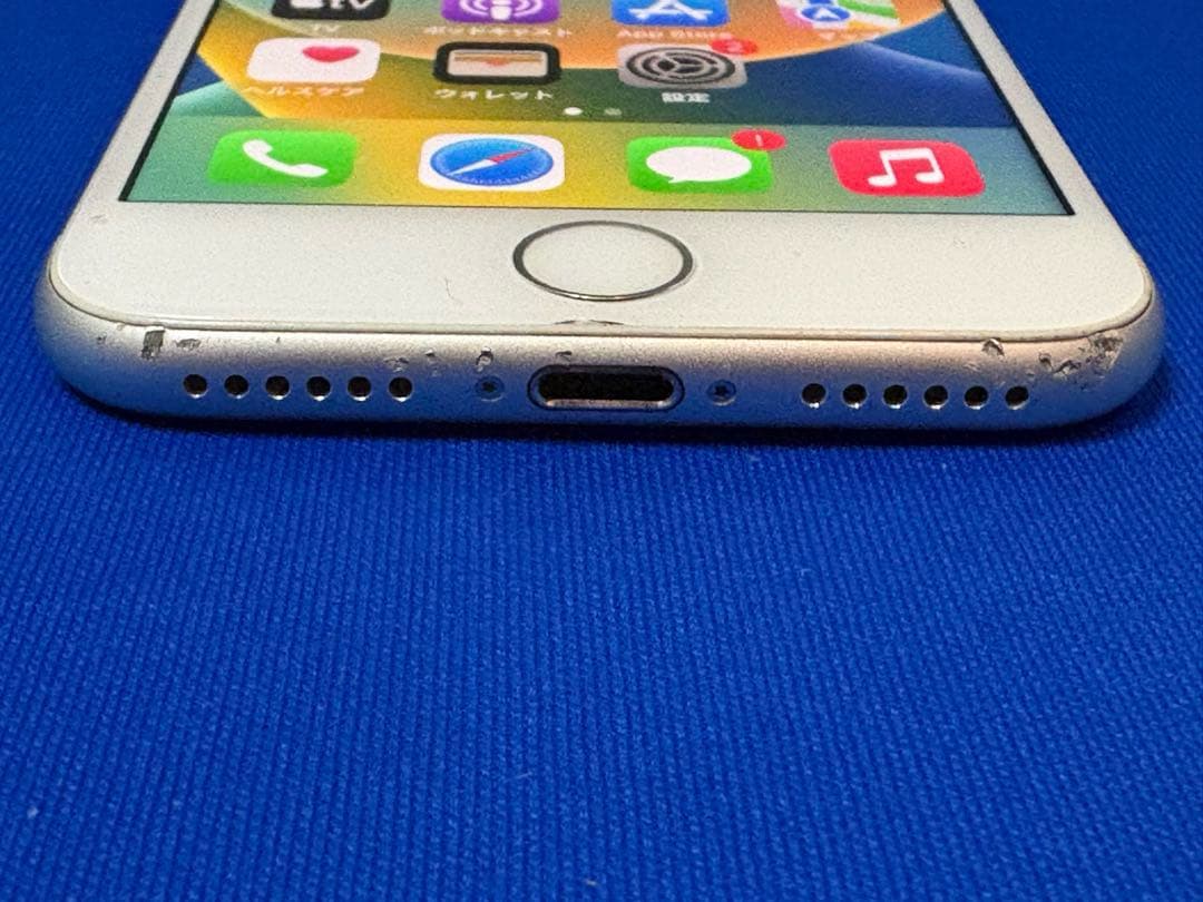 Apple iPhone 8 本体