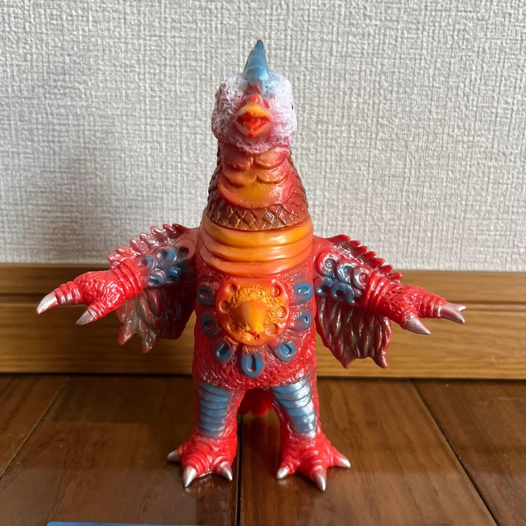 ヤモマーク　ブラックピジョン　ソフビ　怪獣