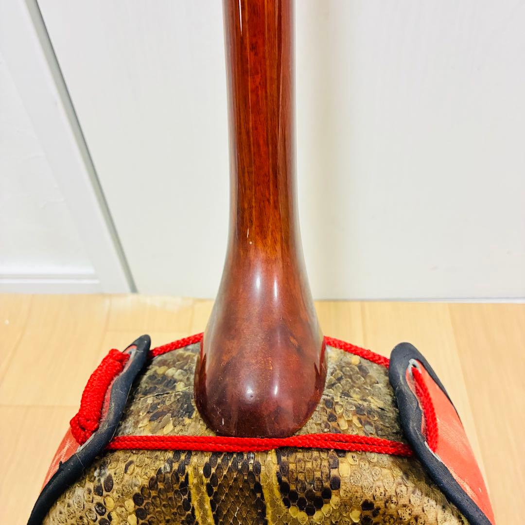 沖縄 三線 本蛇皮 強化張り　スンチー塗り ケース付き 琉球 民族楽器